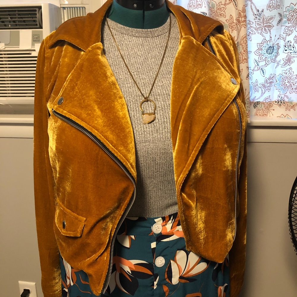 Forever 21 Ginger Velvet Jacket